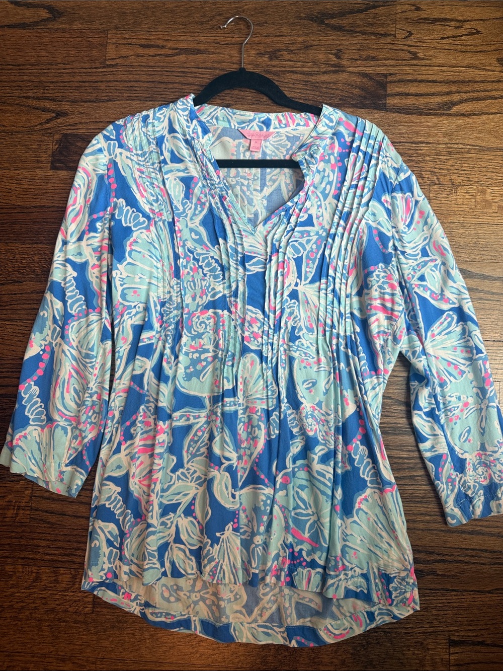 Lilly Pulitzer Women’s Blue Floral Pintuck V-Neck Top